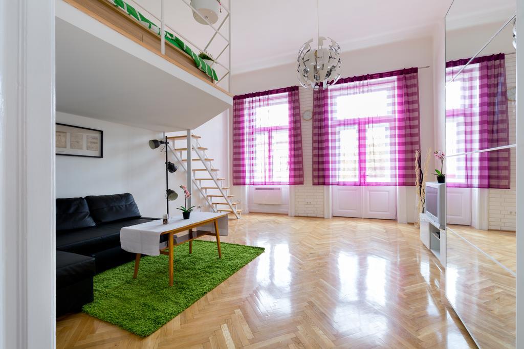 F4 Fiumei Apartment Budapest Exterior foto